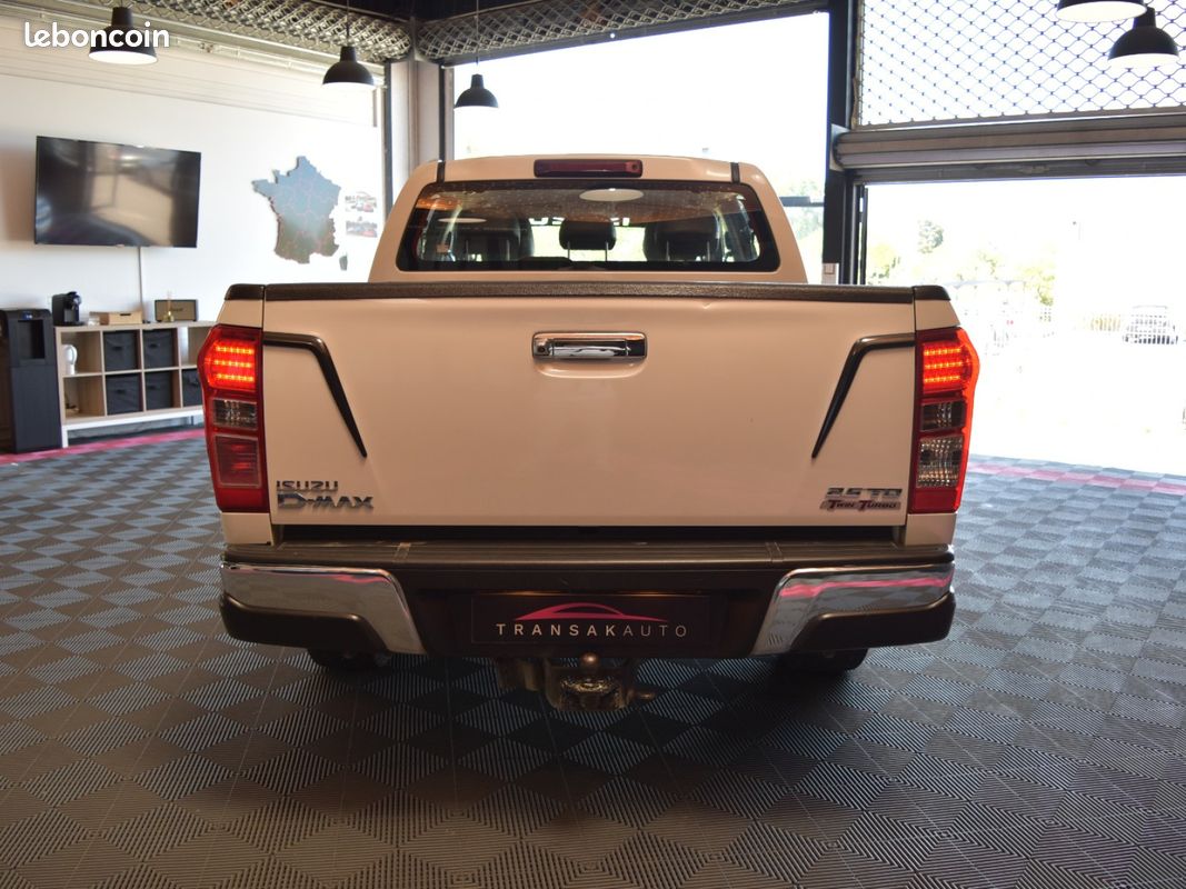 Isuzu d-max 2.5 4x4 crew cab quasar (image 6)