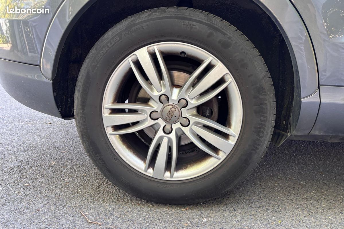 AUDI Q3 2.0 TDI DPF - 140 Ambiente - DISTRIBUTION OK - EMBRAYAGE OK (image 25)