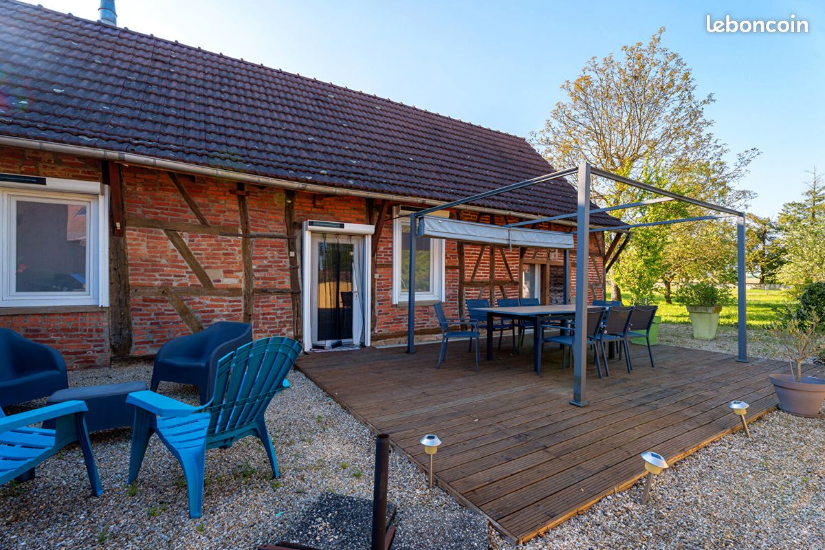 Maison 7 pièces 218 m² · à Bantanges · 218 m² · 178 000 €