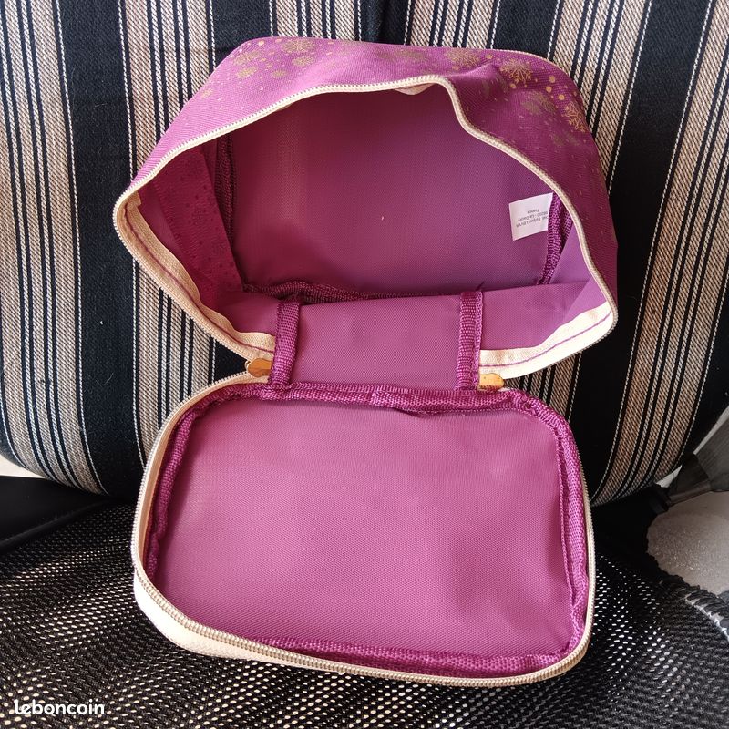 Trousse de toilette neuve violette et dorée (image 3)