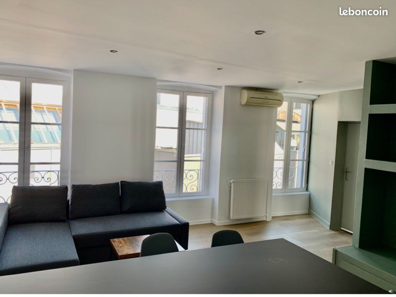 Appartement 3 pièces 60 m² · à Clermont-Ferrand · 60 m² · 810 €