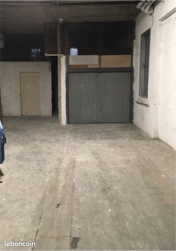 Parking Box fermé · à Épinay-sous-Sénart · 19 000 €