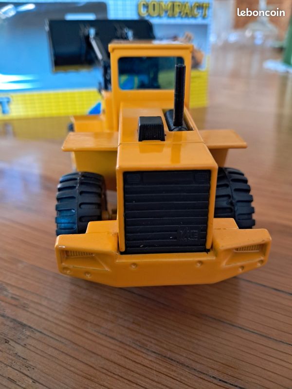 Chargeur Bulldozer VOLVO BM 46008 – Miniature JOAL Espagne – Très Bon état