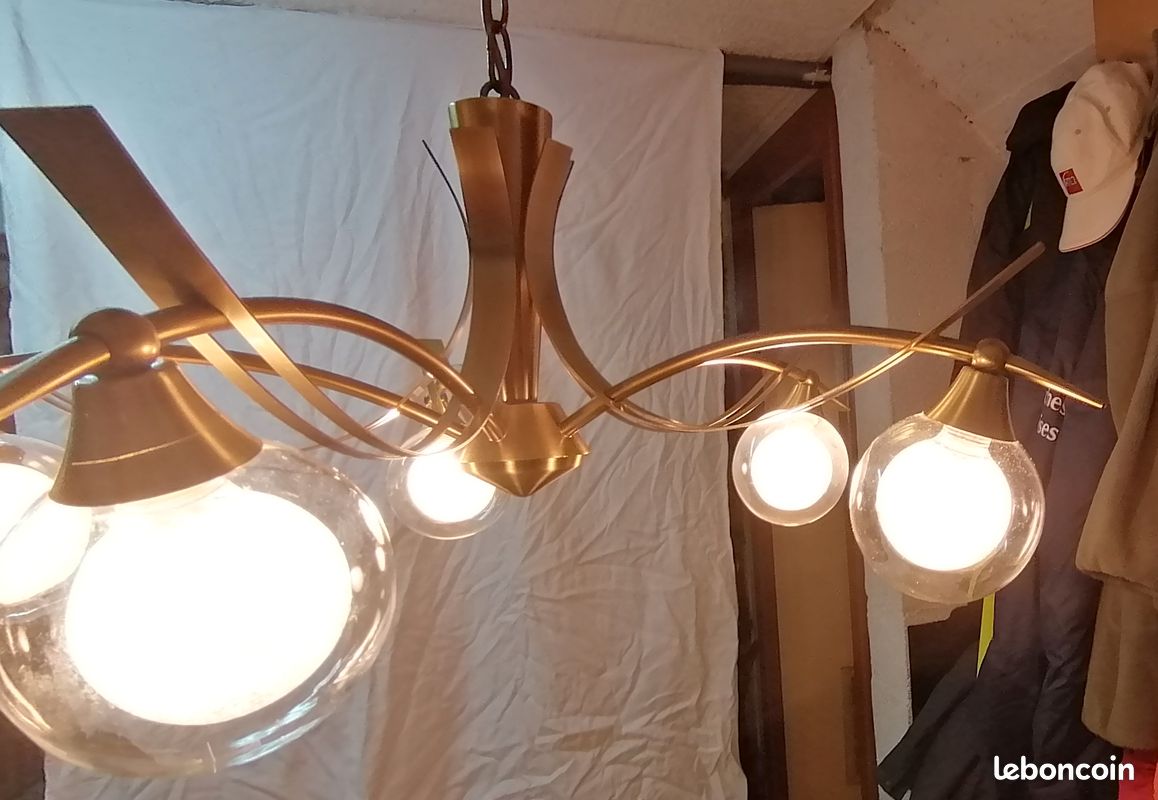 Luminaire plafonnier élégant et moderne (image 6)