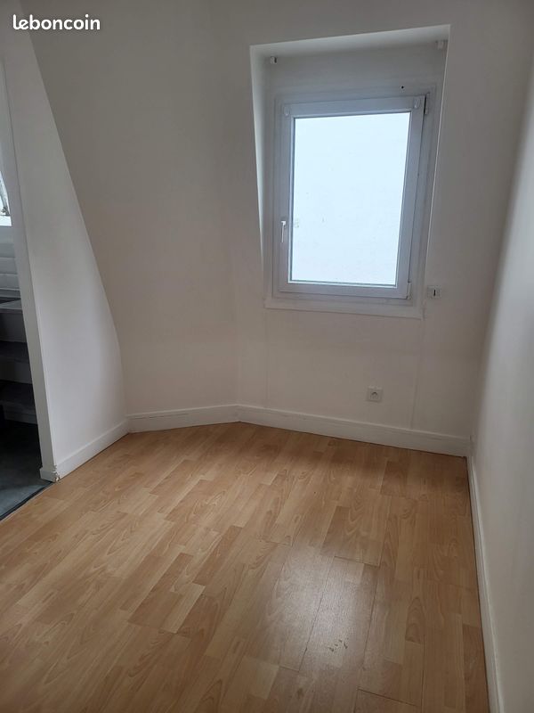 Appartement 1 pièce 10 m² · à Paris · 9,9 m² · 110 000 €