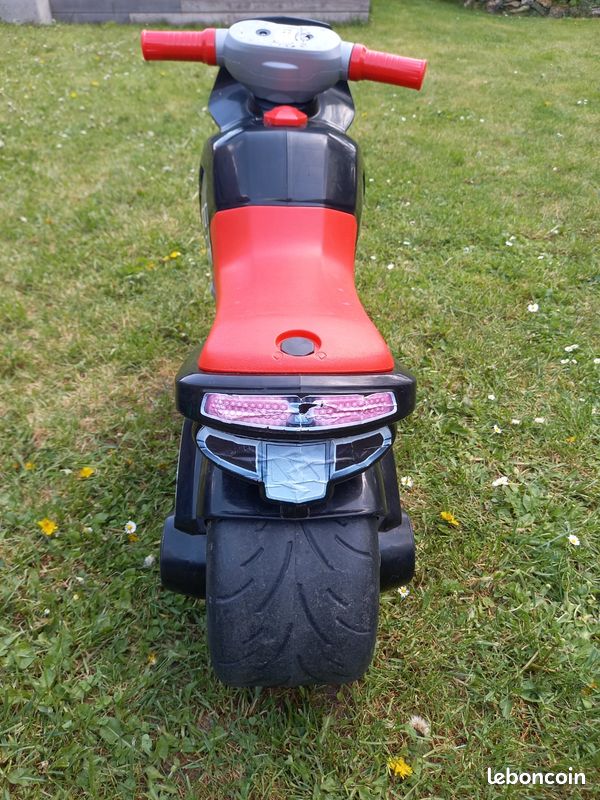 Moto (image 3)