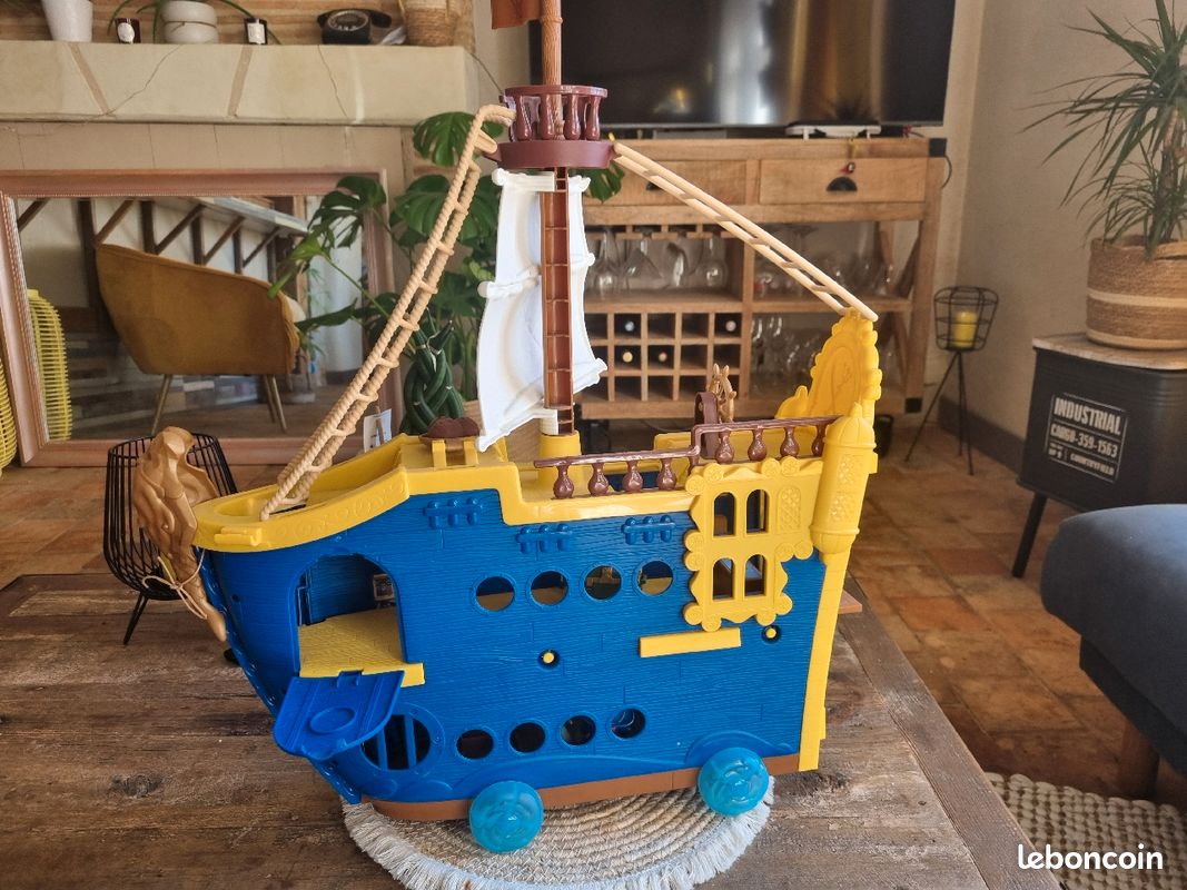 Bateau de pirate enfant (image 6)