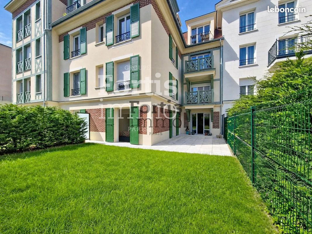 Appartement 3 pièces 62 m² · au Plessis-Robinson · 62 m² · 445 000 €