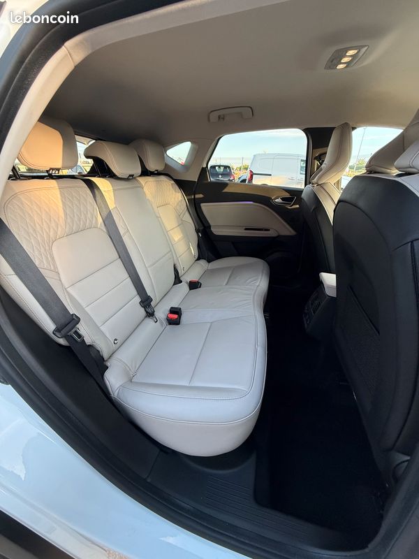 Captur 2 initiale paris 1.3l tce 140 ch edc- garantie 12 mois-attelage (image 6)
