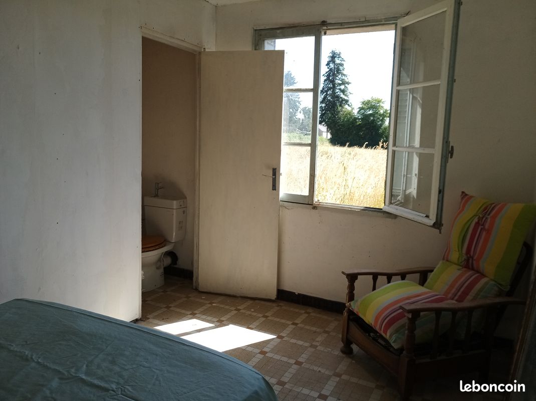 Maison avec piscine naturelle (image 3)