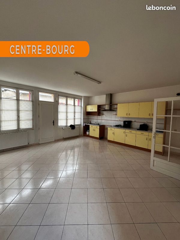 Maison 6 pièces 110 m² · à Saint-Méen-le-Grand · 110 m² · 690 €/mois