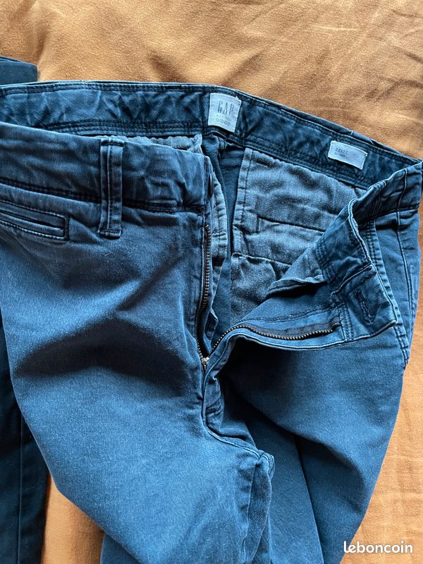 Lot de 3 pantalons chinos tailles 30, 31 et 32 (Tommy Hilfiger et GAP) (image 3)