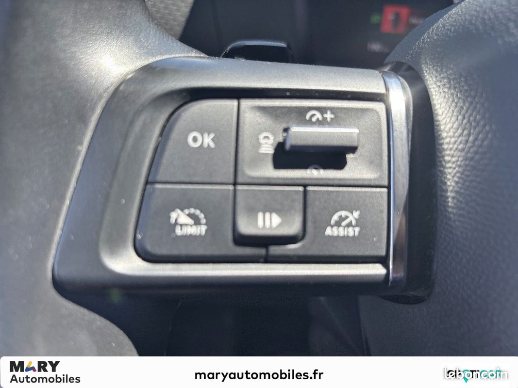 CITROEN C4 BlueHDi 130 S&S EAT8 Feel Pack Business (image 17)