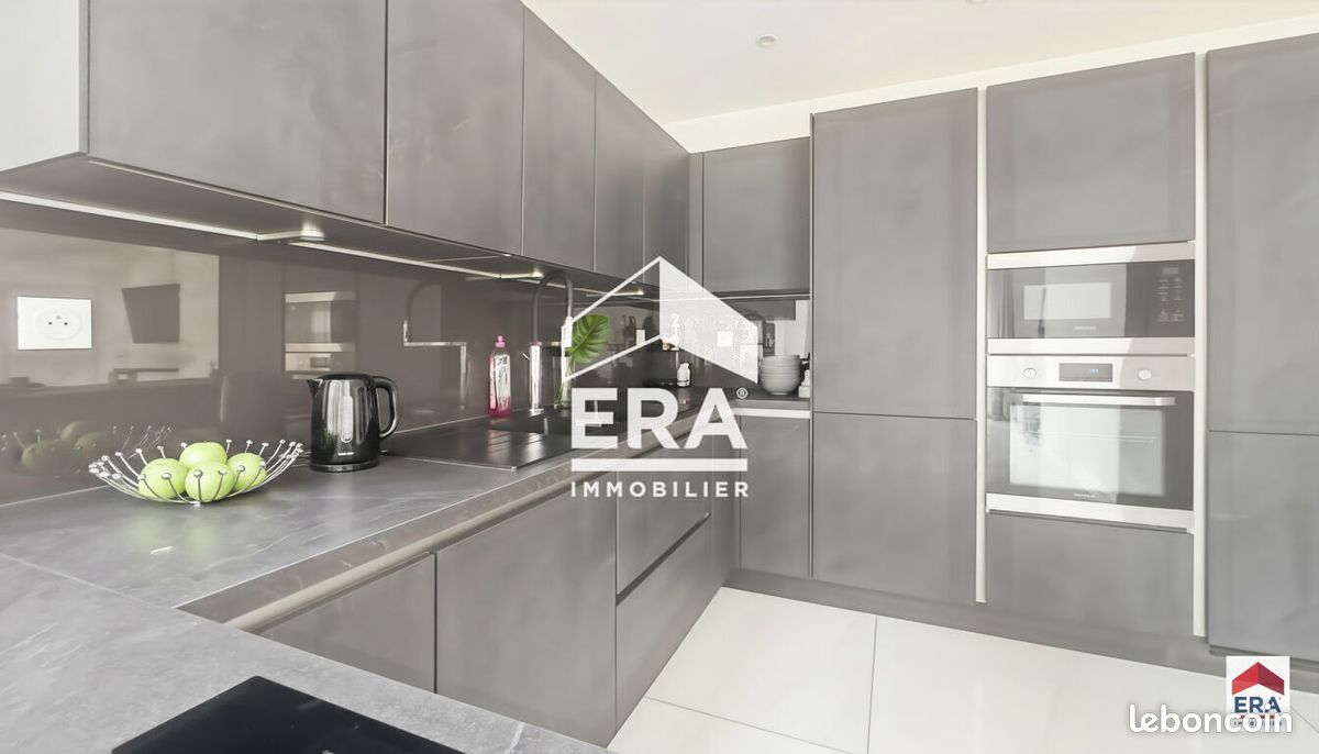 Maison 7 pièces 182 m² · à Roubaix · 182 m² · 414 750 €