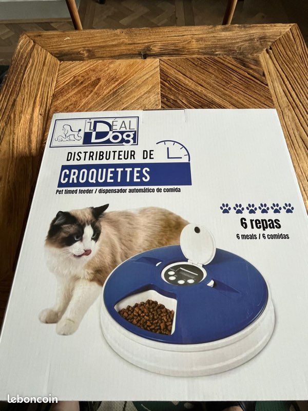 Distributeur automatique de croquettes - Idéal Dog (image 1)