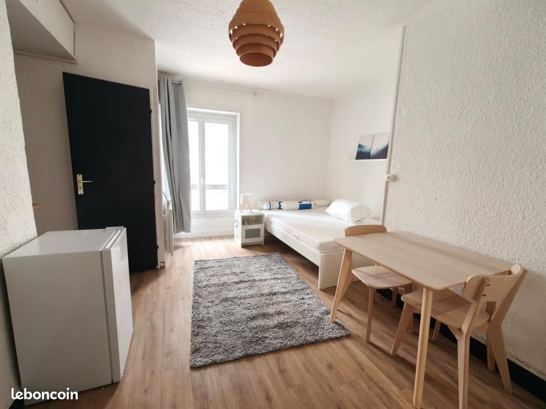 Appartement 1 pièce 18 m² · à Grenoble · 18 m² · 399 €/mois
