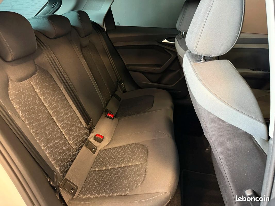 AUDI A1 SPORTBACK 25 TFSI 95 ch S tronic 7 Advanced / CARPLAY / SUIVI D'ENTRETIEN (image 27)