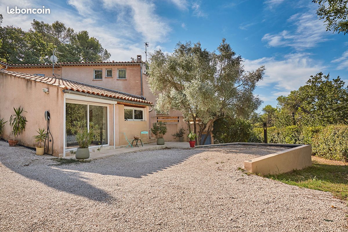 Maison 5 pièces 139 m² · à Aix-en-Provence · 139 m² · 820 000 €