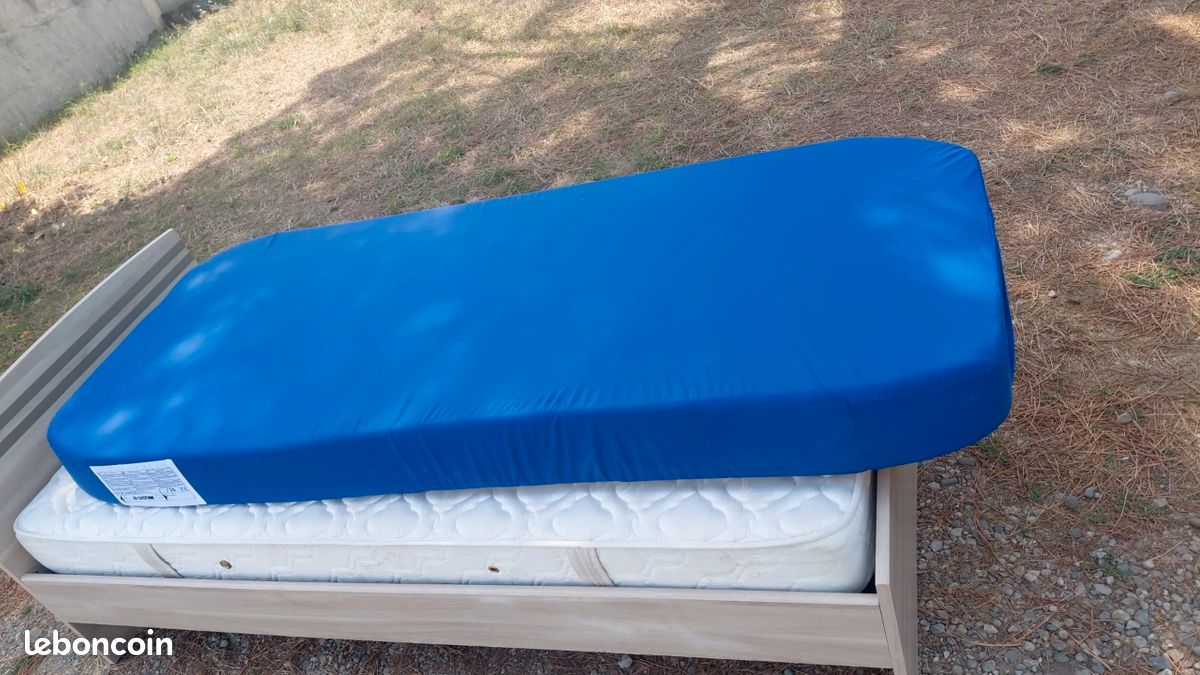 Matelas médicaux (image 1)