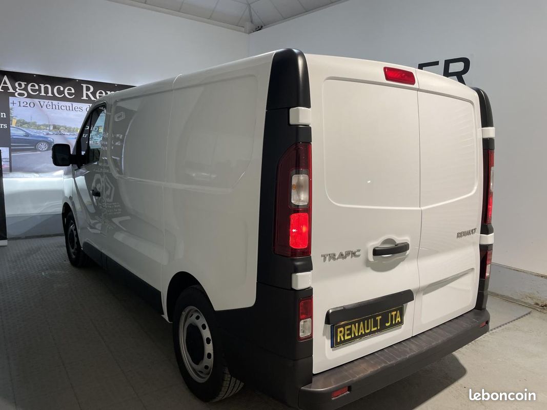 RENAULT TRAFIC L1H1 3000 Kg 2.0 Blue dCi - 130 Euro 6e III FOURGON Fourgon Confort L1H1 PHASE 3 (image 6)