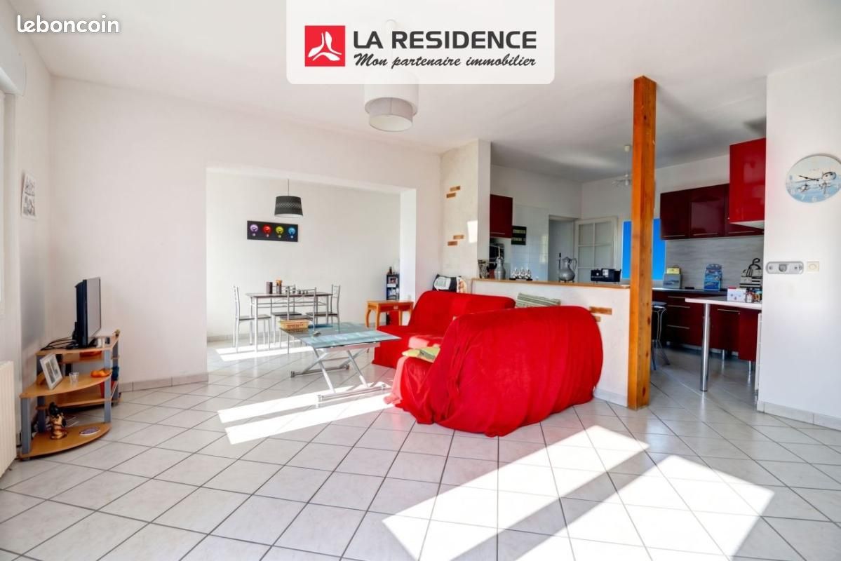 Maison 6 pièces 94 m² · à La Chaussée-Saint-Victor · 94 m² · 144 000 €