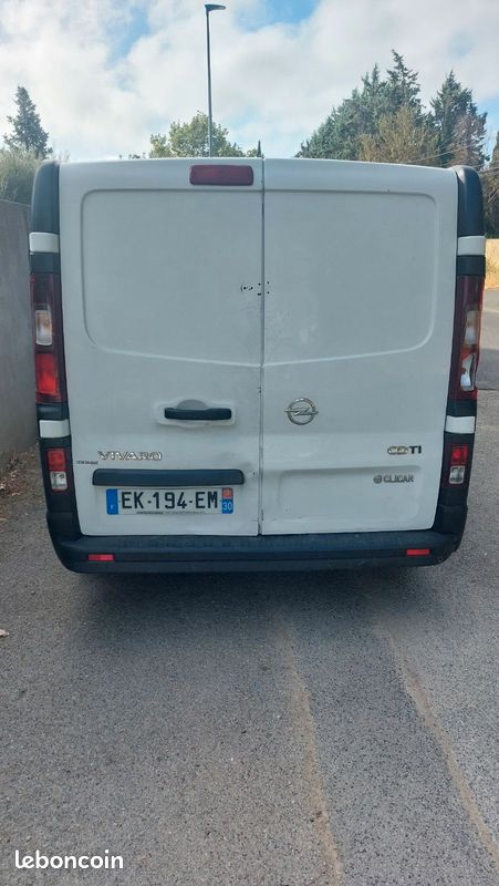 Opel vivaro 2017 tva récupérable (image 5)
