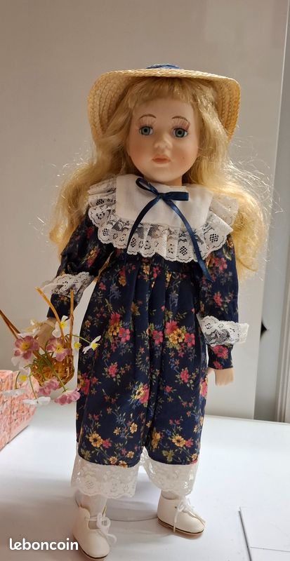 Lot De 3 Poupées En Porcelaine Vintage – 48 Cm, Avec Support, Années 1980