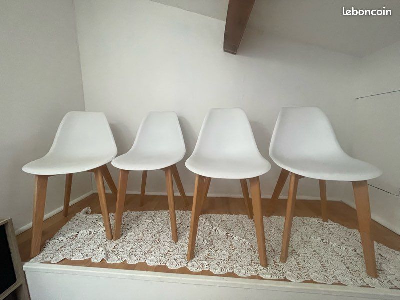 Lot de 4 chaises (image 1)