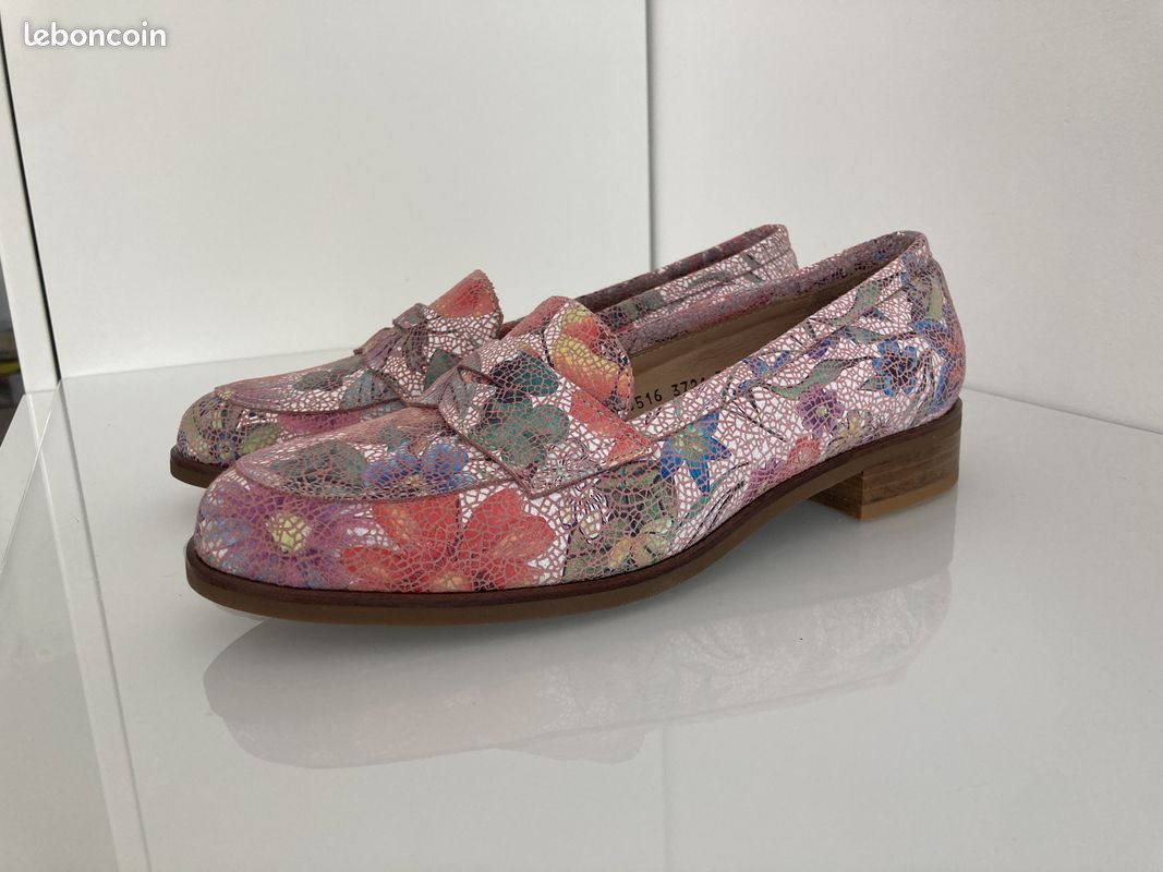 Mocassins – Cuir effet mosaïque – Les souliers de Jy Jy – Neuves – 49 euros (image 2)