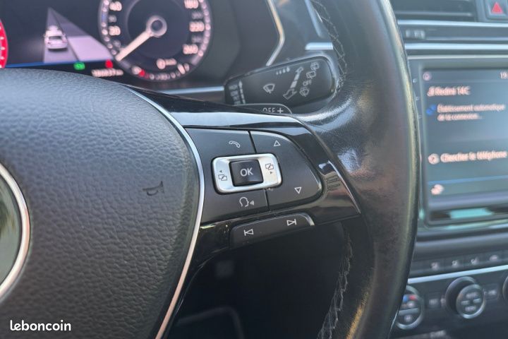 Volkswagen Tiguan 2.0 TDI 150 DSG7 Carat Exclusive / CARPLAY / TOIT OUVRANT / CAMERA 360 / REGULATEUR ACC (image 22)