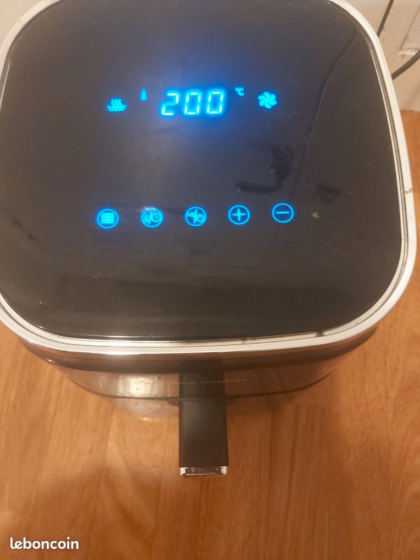 Bouilloire + air fryer lot (image 2)