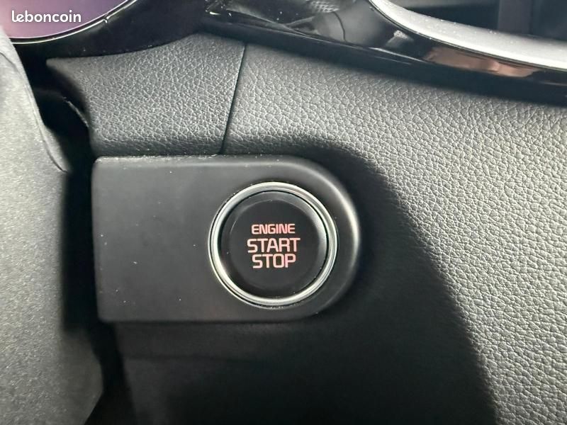 Kia Ceed SW 1.0 T-GDI 120ch GT Line Premium (image 14)