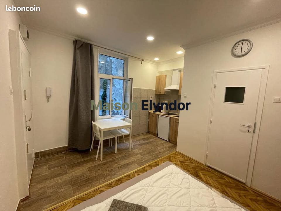 Appartement 1 pièce 19 m² · à Paris · 19 m² · 661 €/mois