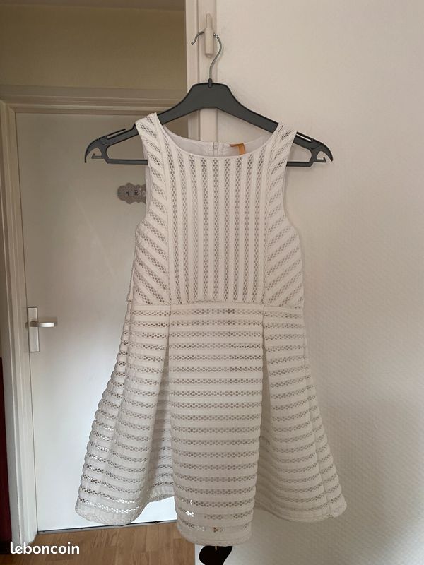 Robe 8 ans (image 1)