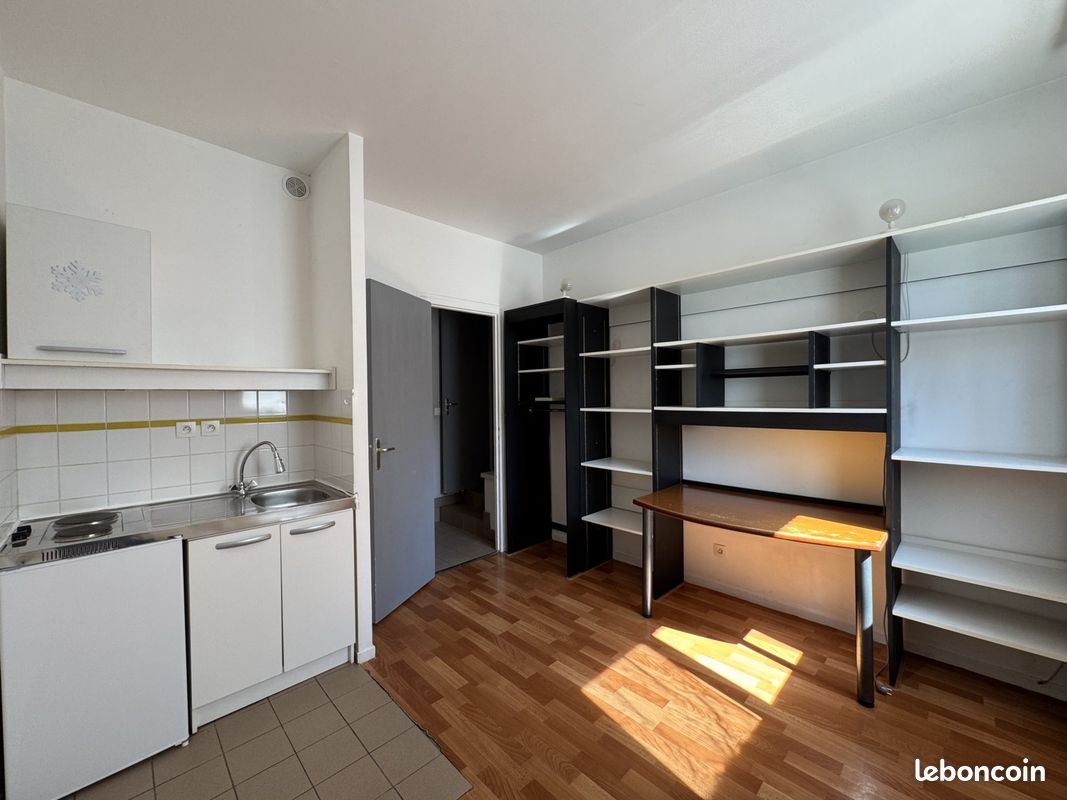 Appartement 1 pièce 17 m² · à Amiens · 17 m² · 450 €/mois