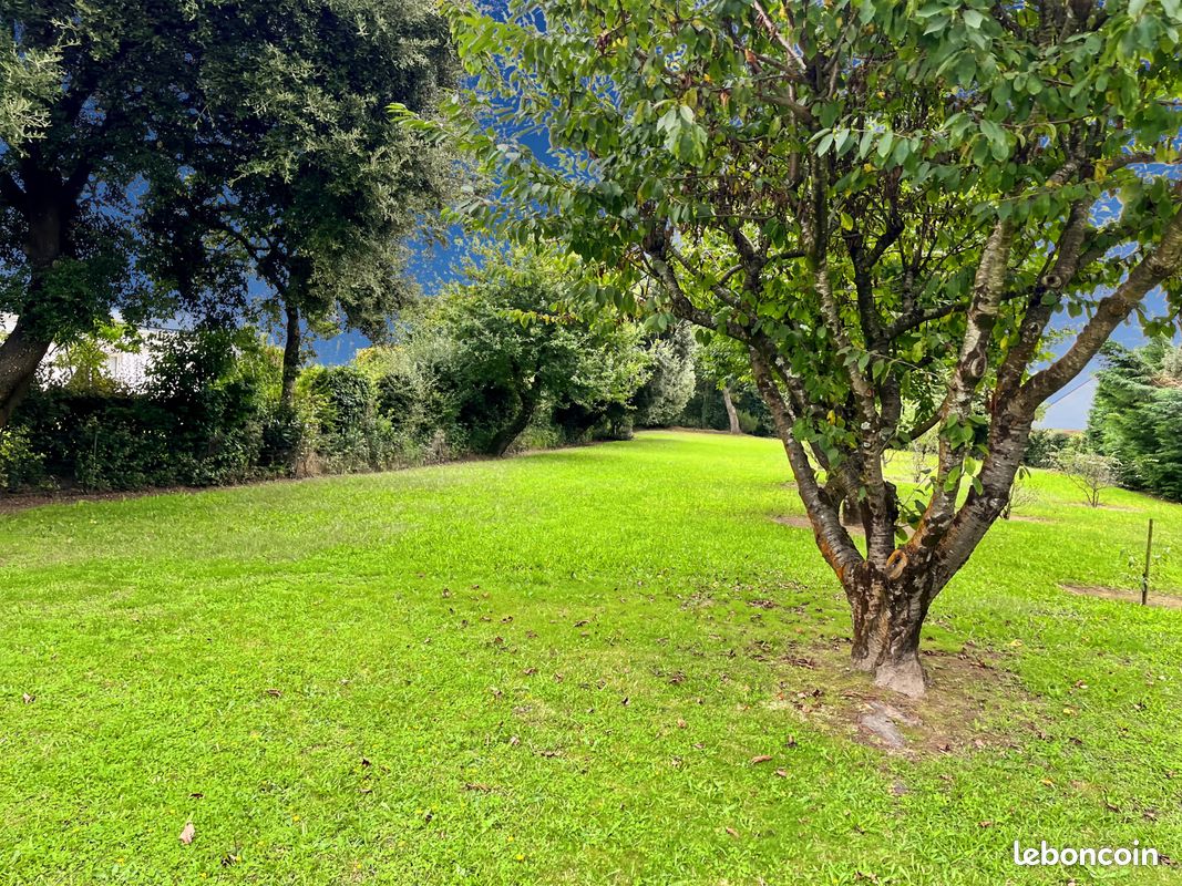 Terrain 2000 m² · à La Baule-Escoublac · 2 000 m² · 550 000 €