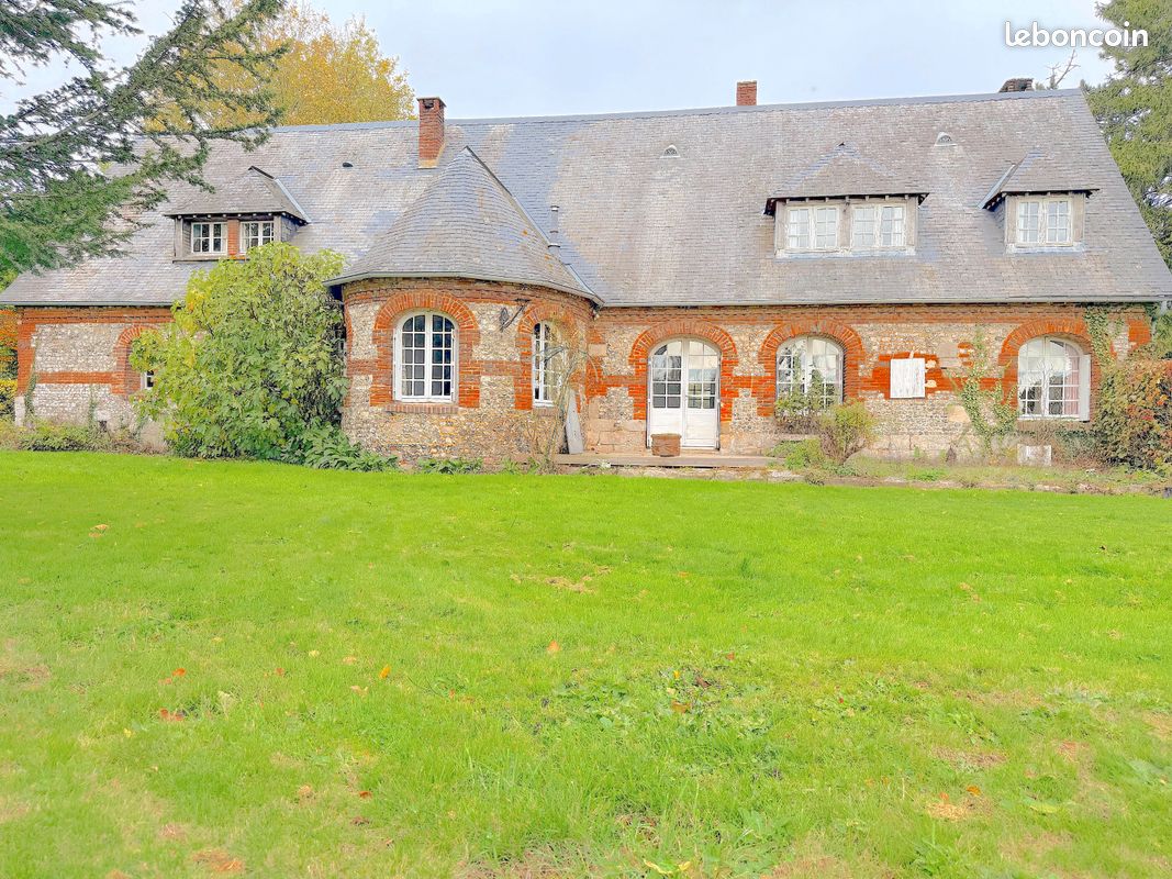 Maison 6 pièces 160 m² · à Tôtes · 160 m² · 228 800 €
