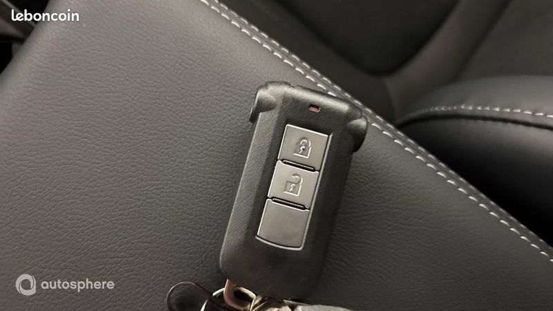 Mitsubishi Eclipse Cross 2.4 MIVEC PHEV 188ch Intense 4WD (image 16)