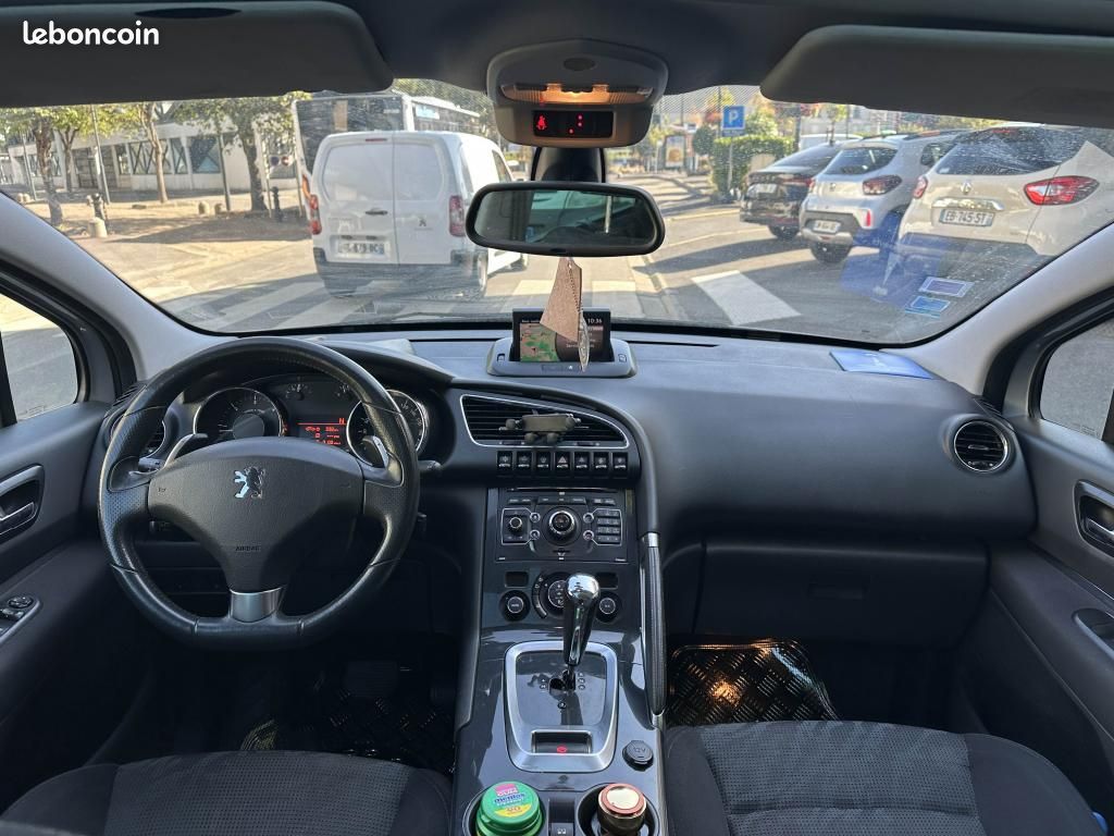 PEUGEOT 3008 1.6 e-HDi FAP - 112 - BV MP6 Allure Toit panoramique (image 16)