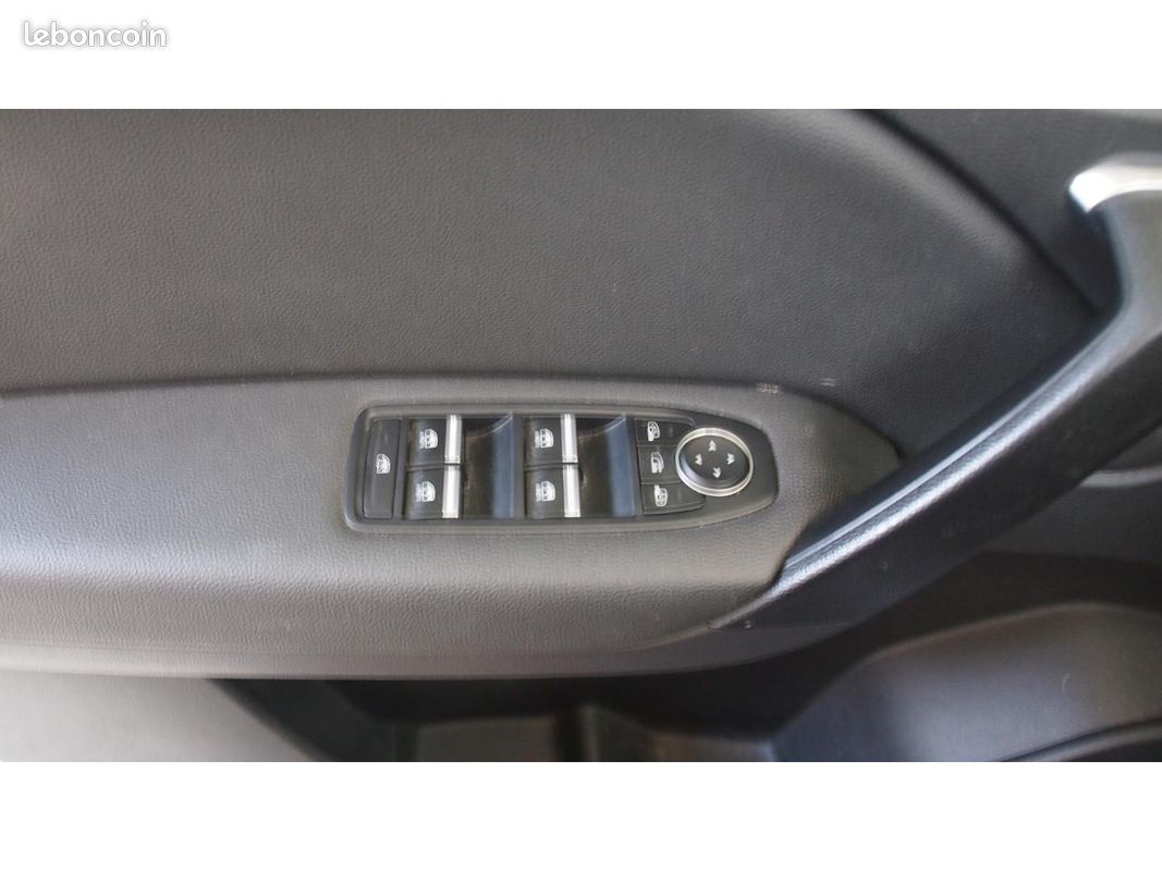 RENAULT CAPTUR 1.0 TCe - 90 2021 II Intens PHASE 1 (image 5)
