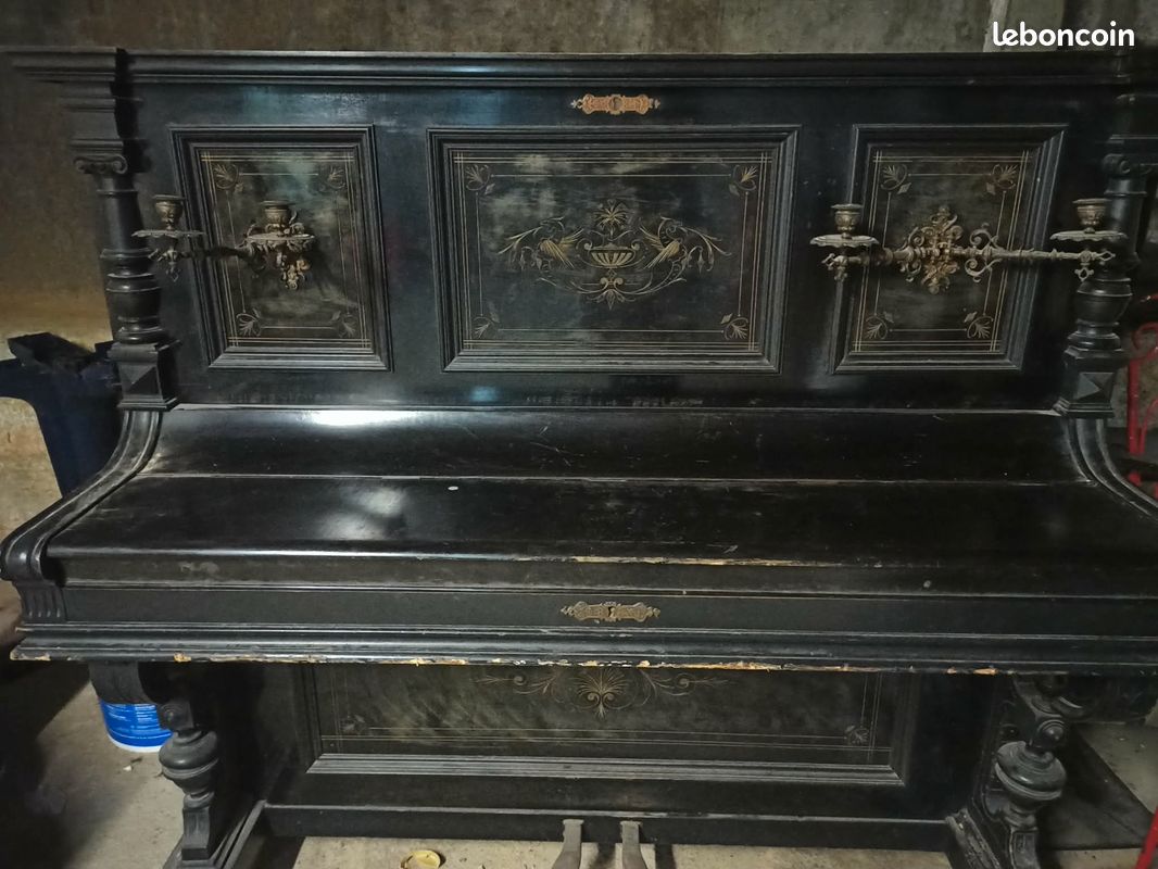 Piano droit Schiller (image 4)