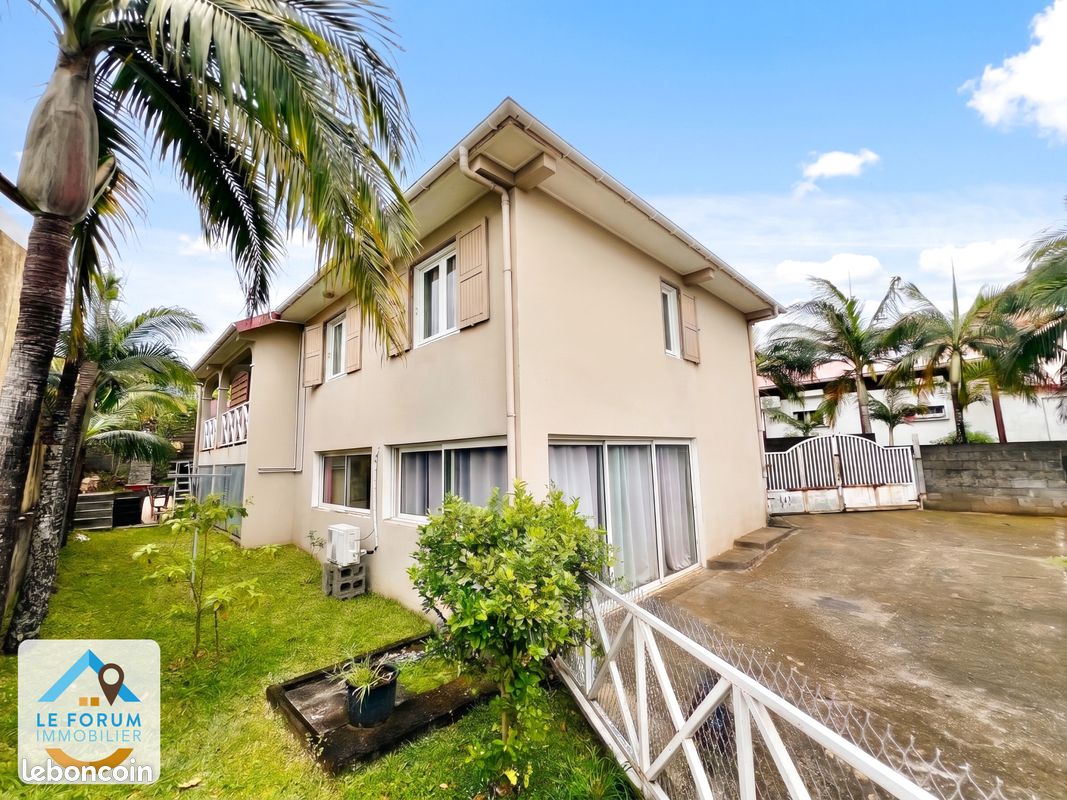 Maison 6 pièces 121 m² · à Saint-Joseph · 121 m² · 287 000 €