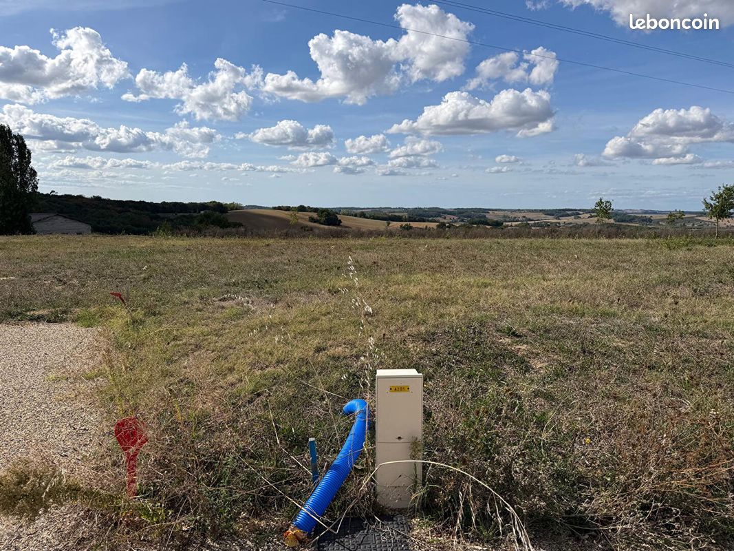 Terrain 1141 m² · à Hautesvignes · 1 141 m² · 29 900 €