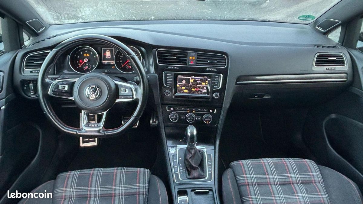 Volkswagen Golf VII GTI Performance 230ch DSG7 (image 5)