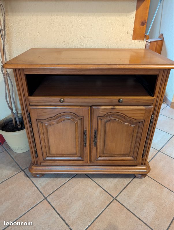 Meuble TV en chêne (image 1)