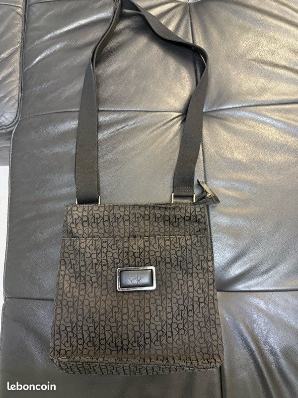 Sac bandoulière Calvin Klein – Très bon état – 35 (image 1)