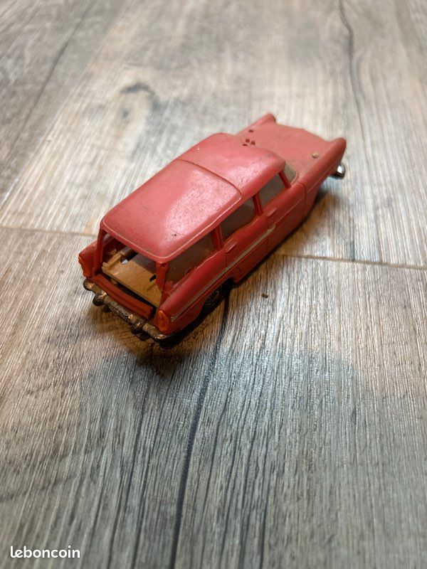 Jouet Norev Simca Maquette Norev Simca Marly Ambulance - Modèle Réduit, Occasion Polish Voiture
