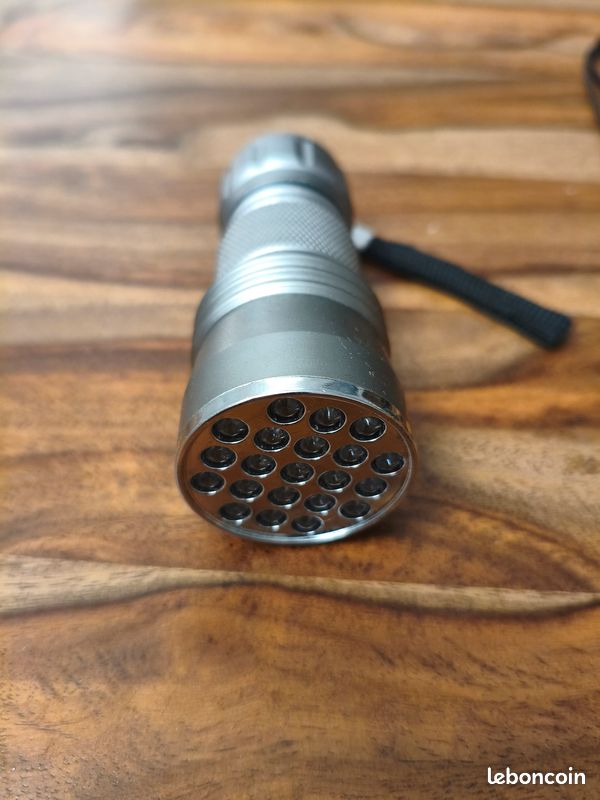 HQRP Lampe de poche UV LED 380 nm (image 3)