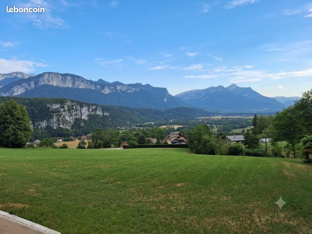 Maison 3 pièces 77 m² · à Saint-Christophe · 77 m² · 1 290 €