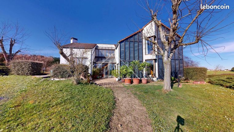 Maison 9 pièces 192 m²